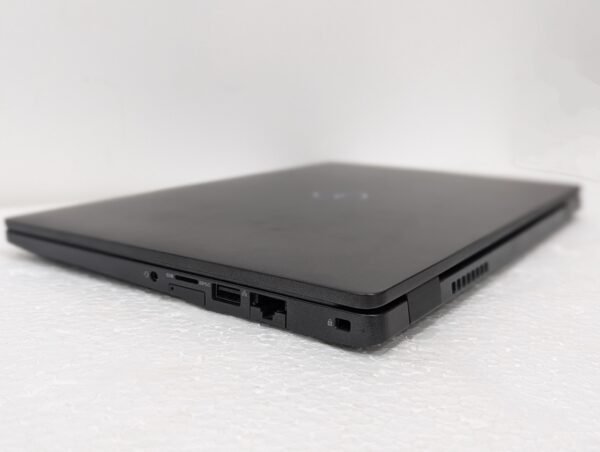 DELL LATITUDE  5300 i5 8TH GENERATION - Image 5